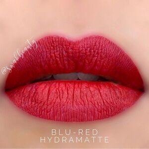 BLU-RED HYDRAMATTE LIPSENSE® New product 2023